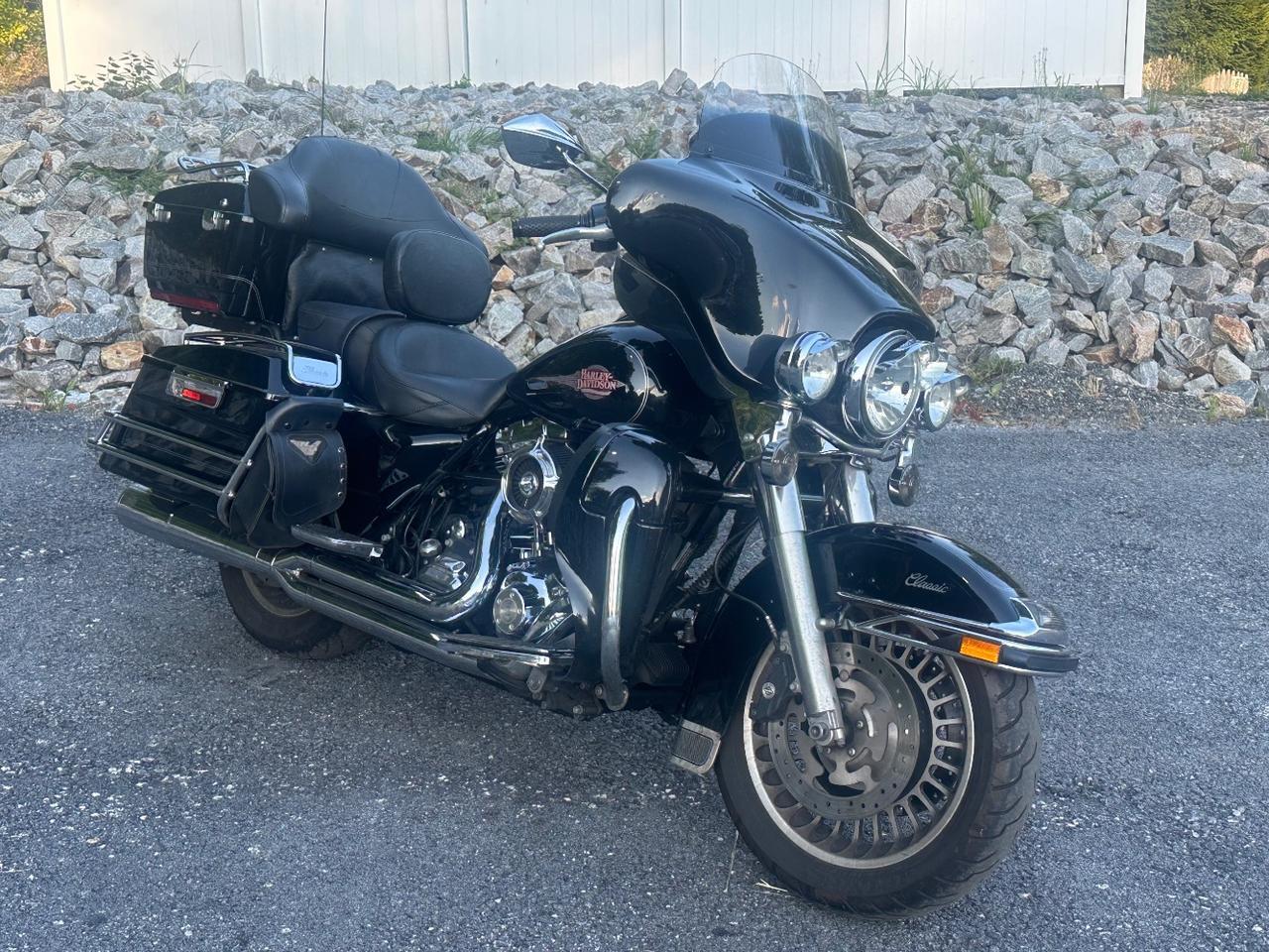 2010 Harley-Davidson Electra Glide Classic ELECTROGLIDE CLASSIC Charlton MA