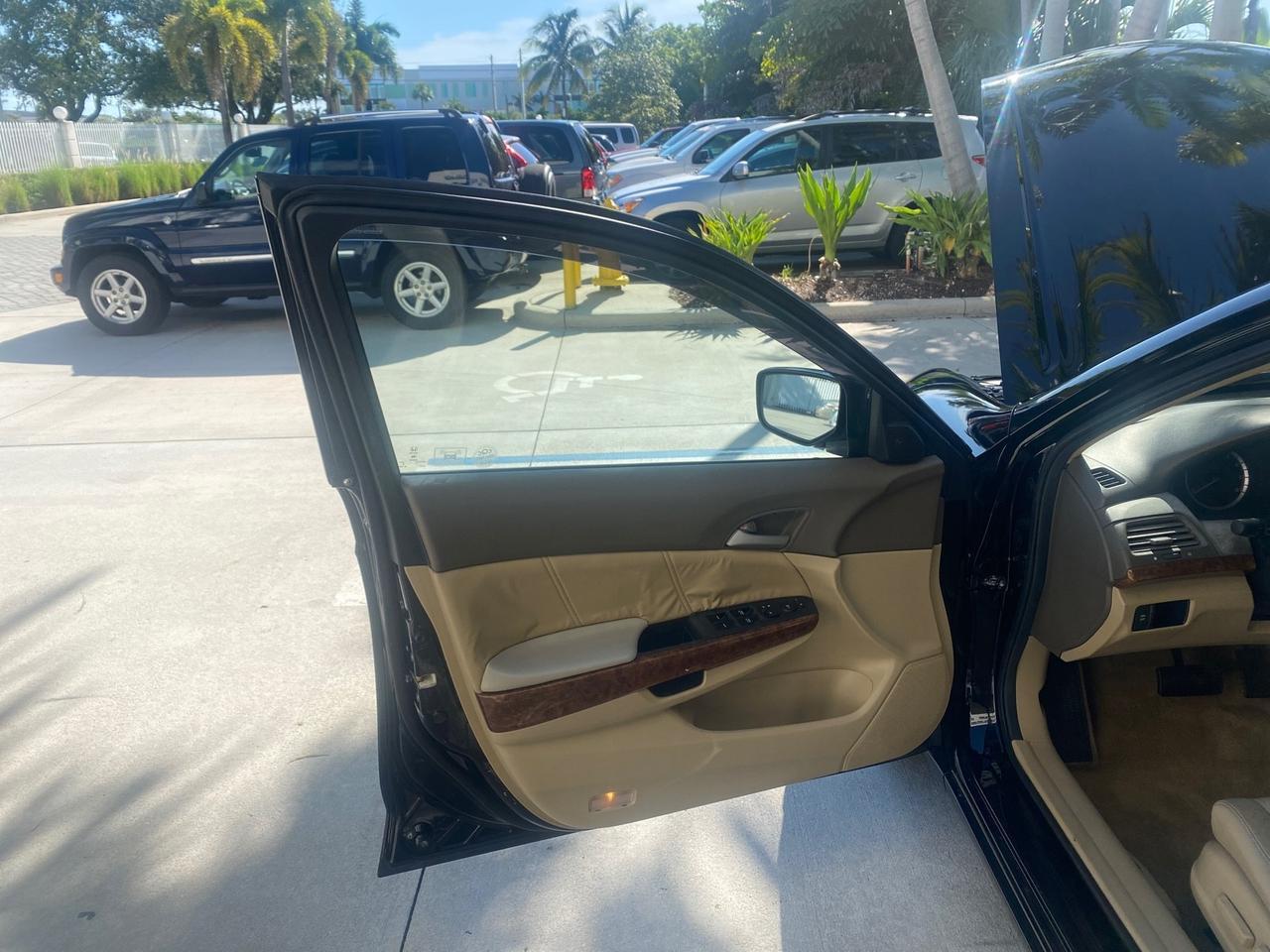 2010 Honda Accord Sdn EX-L LOW MILES 68,158 Pompano Beach FL