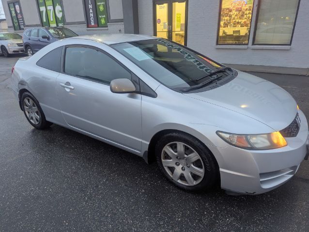 2010 Honda Civic LX Coupe 5-Speed AT
