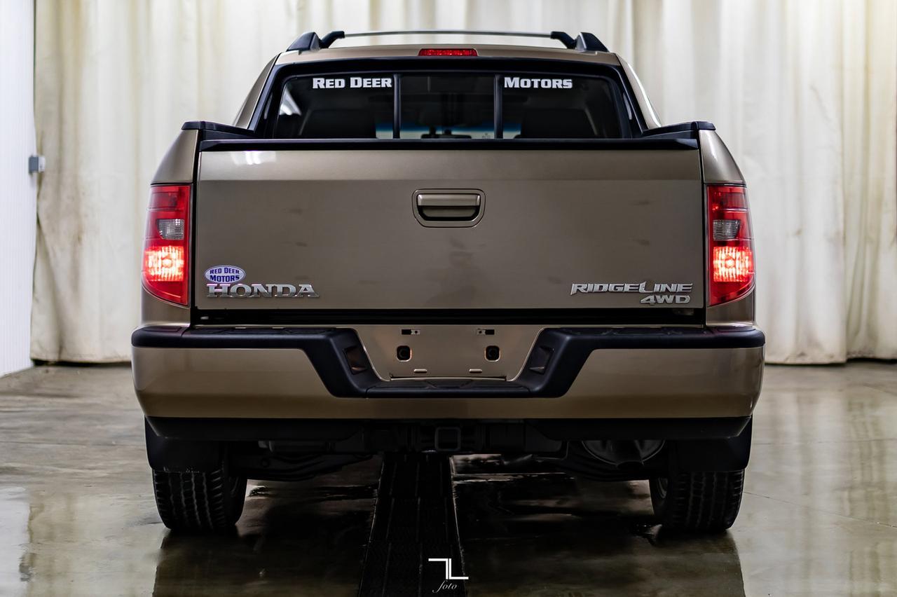 2010 Honda Ridgeline 4x4 Crew Cab EX-L Leather Roof Red Deer AB