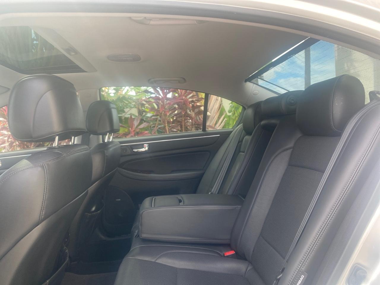 2010 Hyundai Genesis LOW MILES 32,920 SUNROOF Pompano Beach FL
