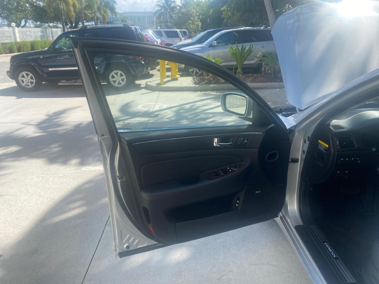 2010 Hyundai Genesis LOW MILES 32,920 SUNROOF Pompano Beach FL