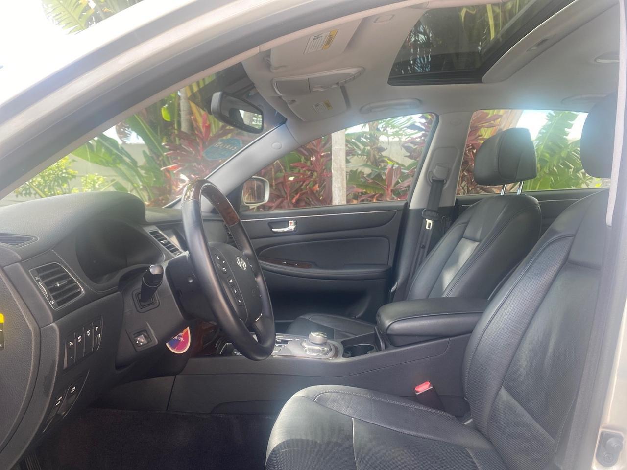 2010 Hyundai Genesis LOW MILES 32,920 SUNROOF Pompano Beach FL