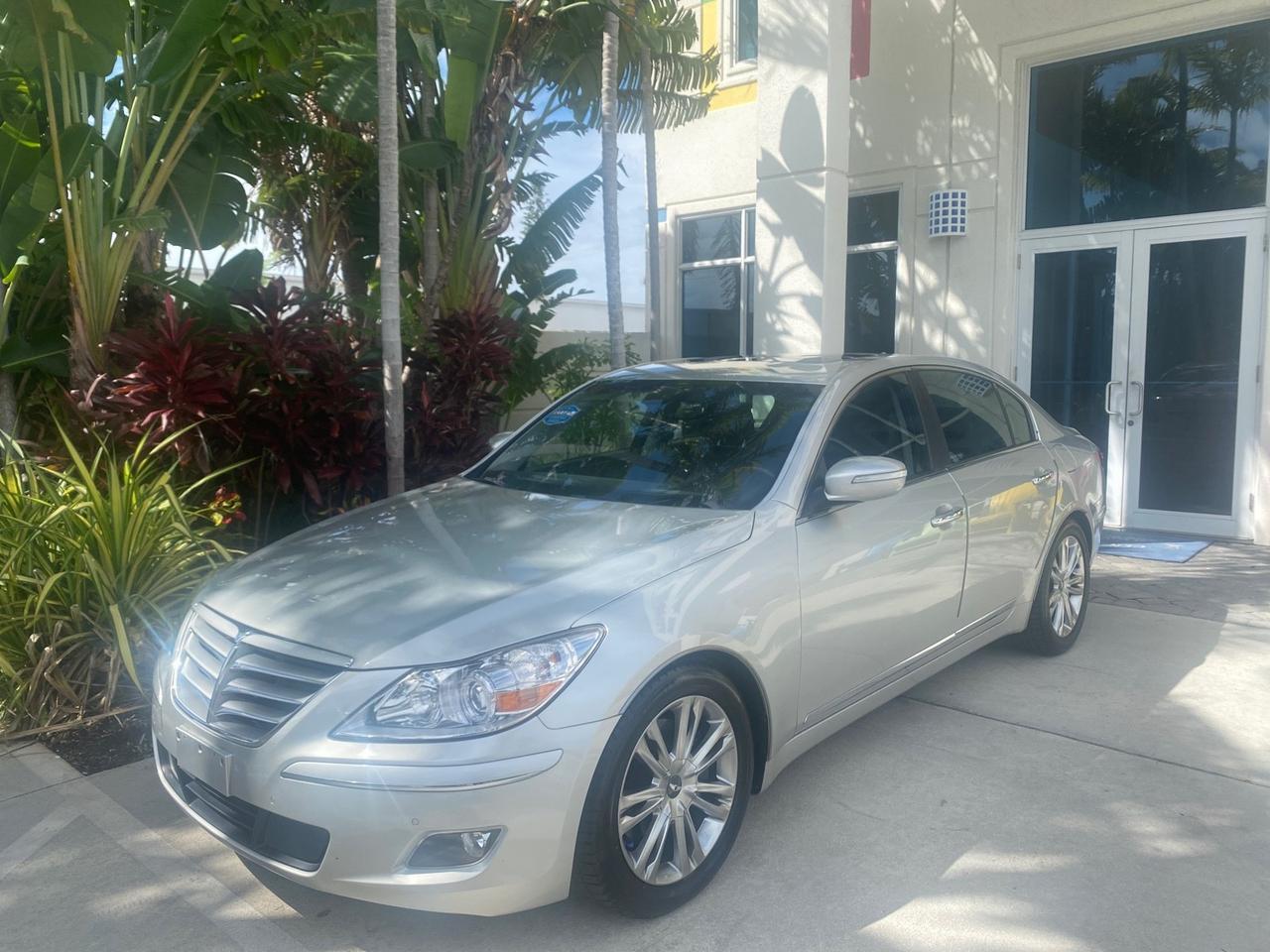 2010 Hyundai Genesis LOW MILES 32,920 SUNROOF Pompano Beach FL