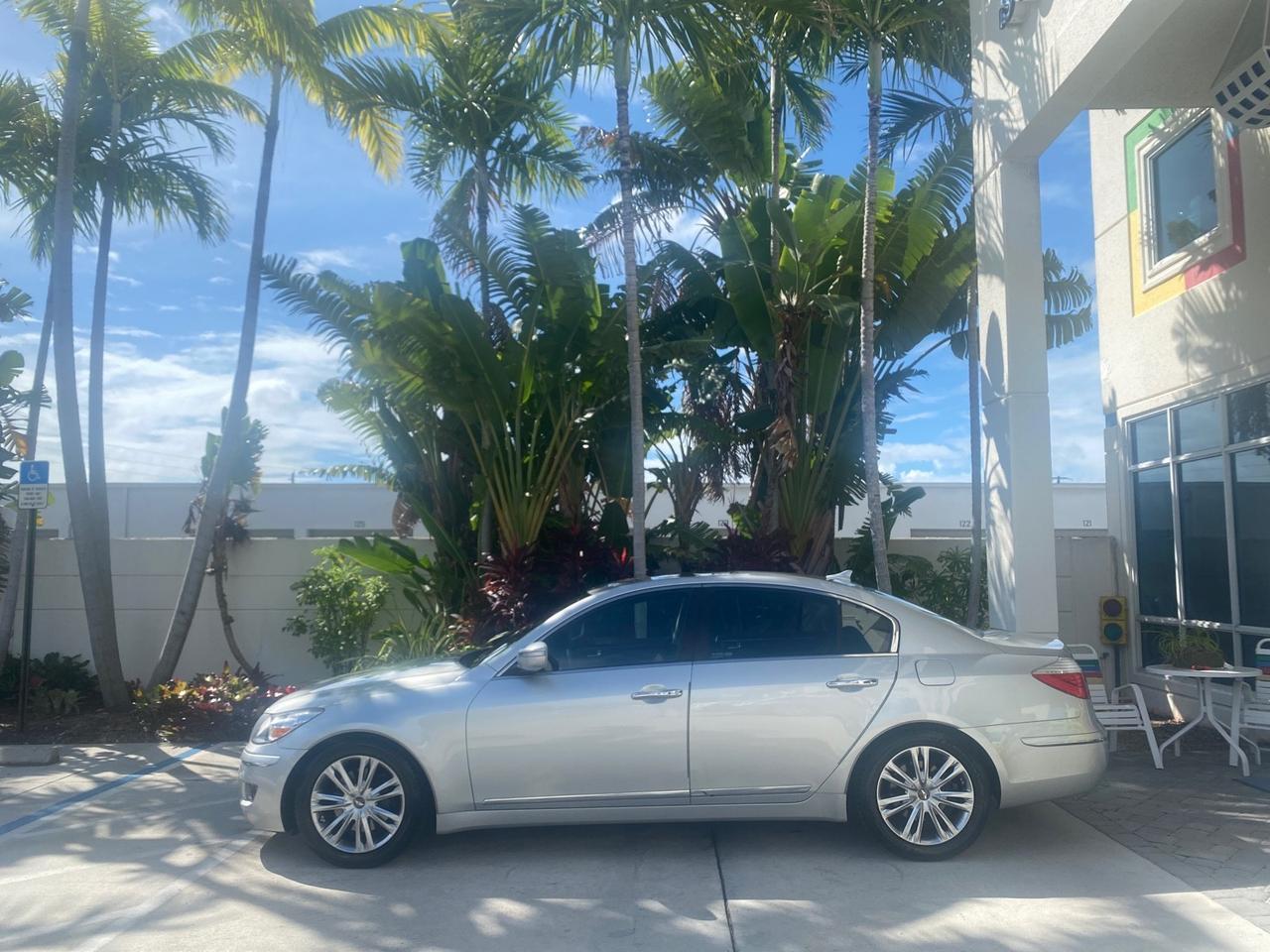 2010 Hyundai Genesis LOW MILES 32,920 SUNROOF Pompano Beach FL