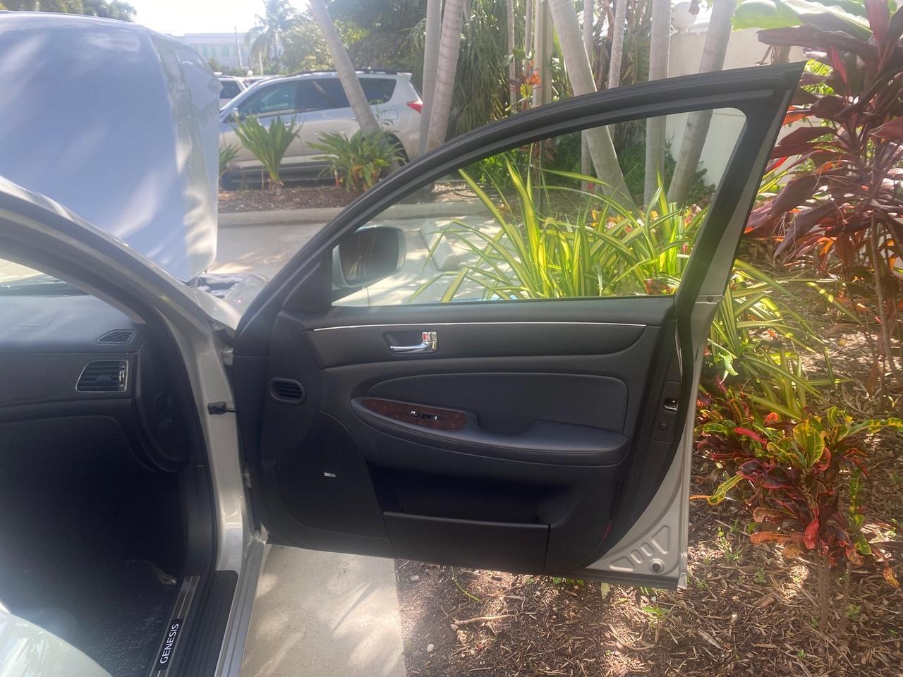 2010 Hyundai Genesis LOW MILES 32,920 SUNROOF Pompano Beach FL
