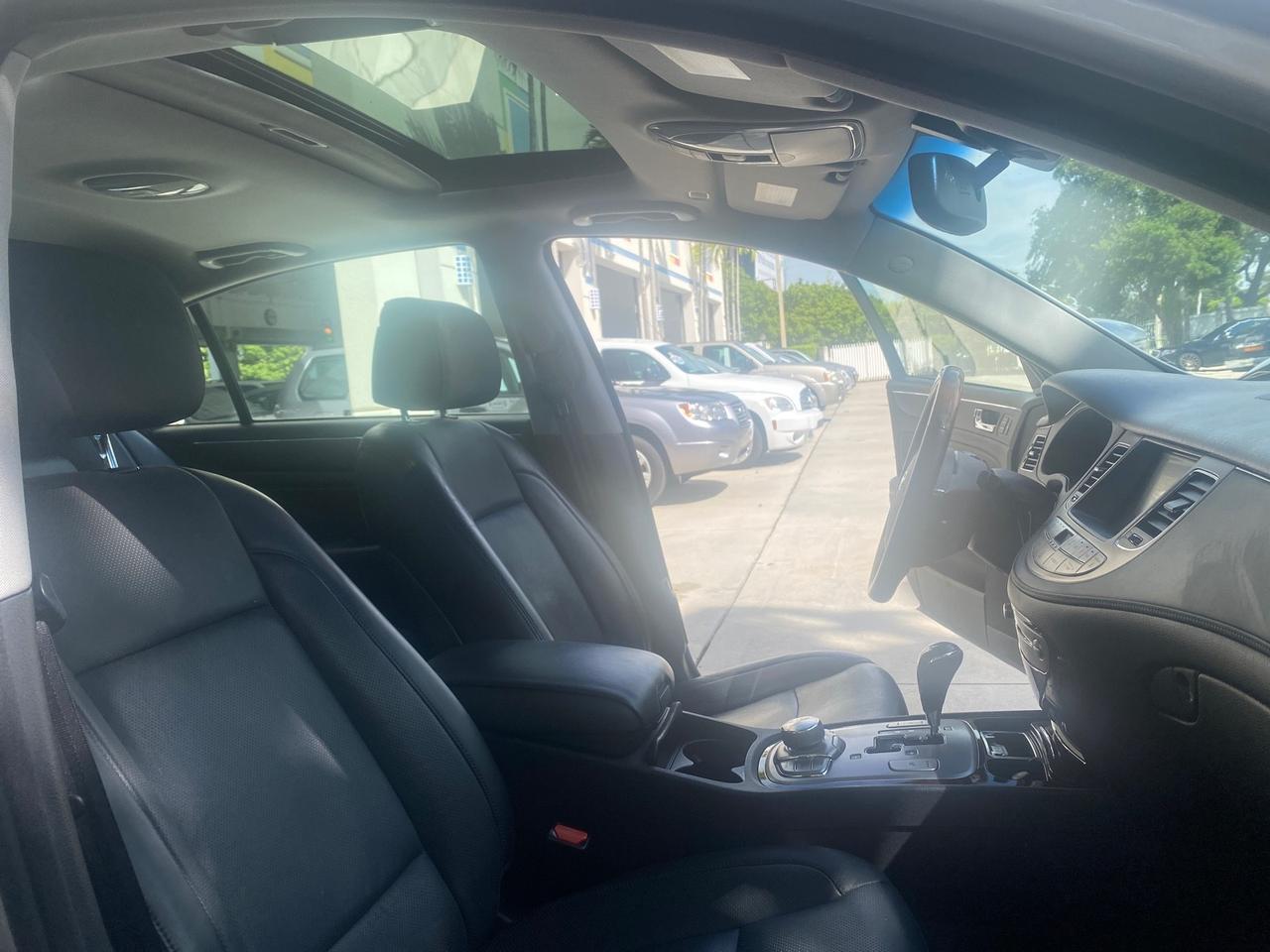 2010 Hyundai Genesis LOW MILES 32,923 SUNROOF Pompano Beach FL