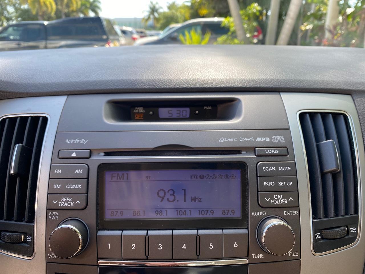 2010 Hyundai Sonata Limited LOW MILES 27,381 1 OWNER Pompano Beach FL