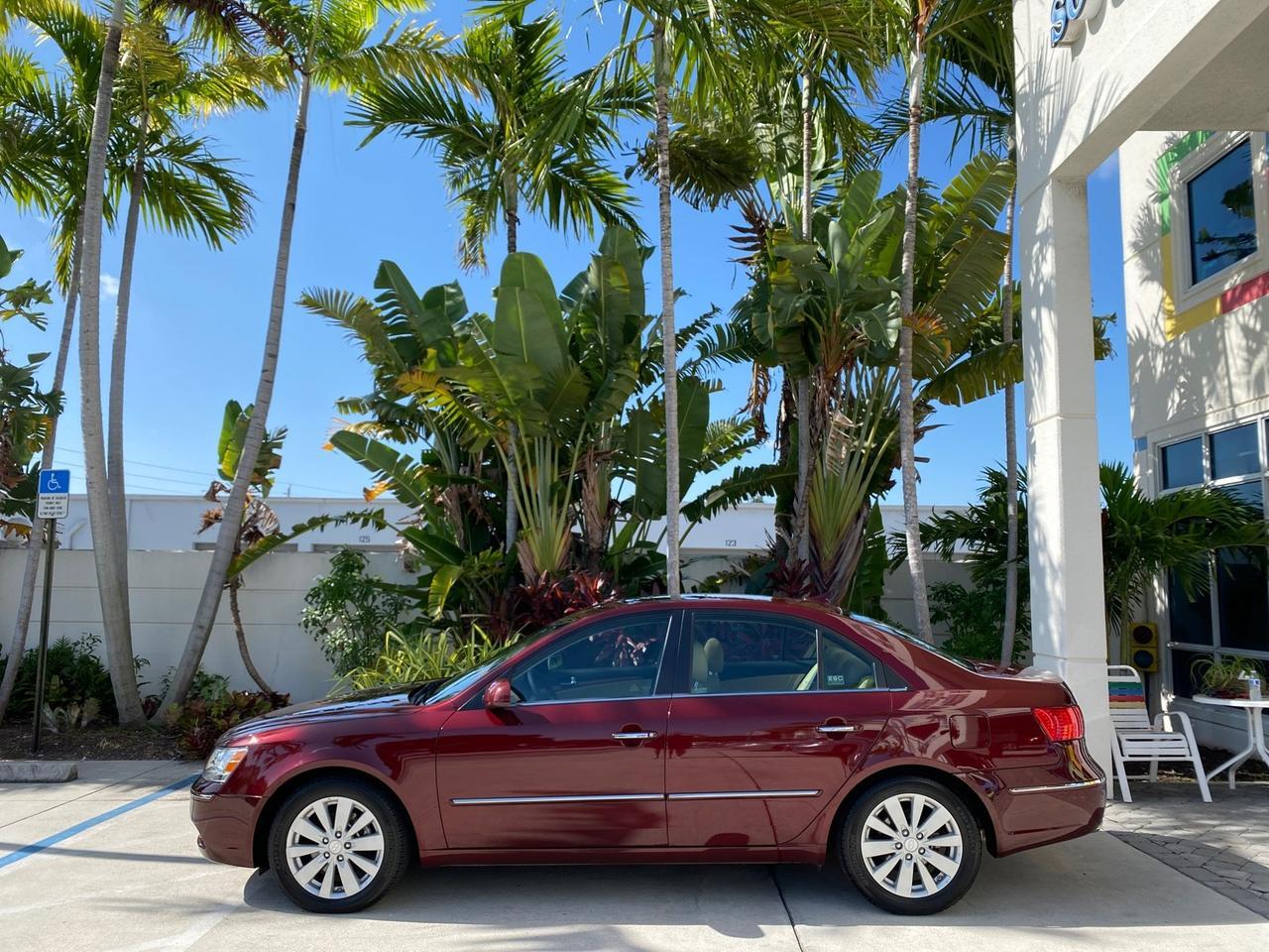 2010 Hyundai Sonata Limited LOW MILES 27,381 1 OWNER Pompano Beach FL