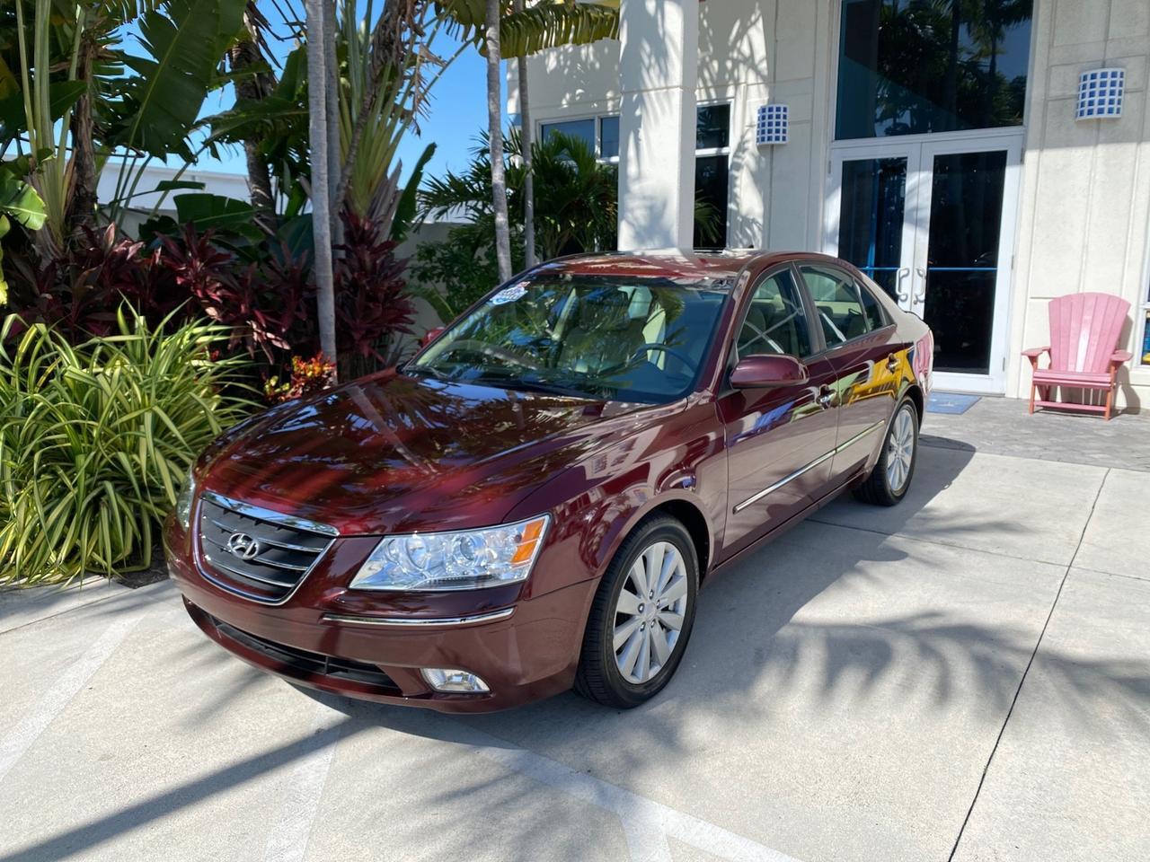 2010 Hyundai Sonata Limited LOW MILES 27,381 1 OWNER Pompano Beach FL