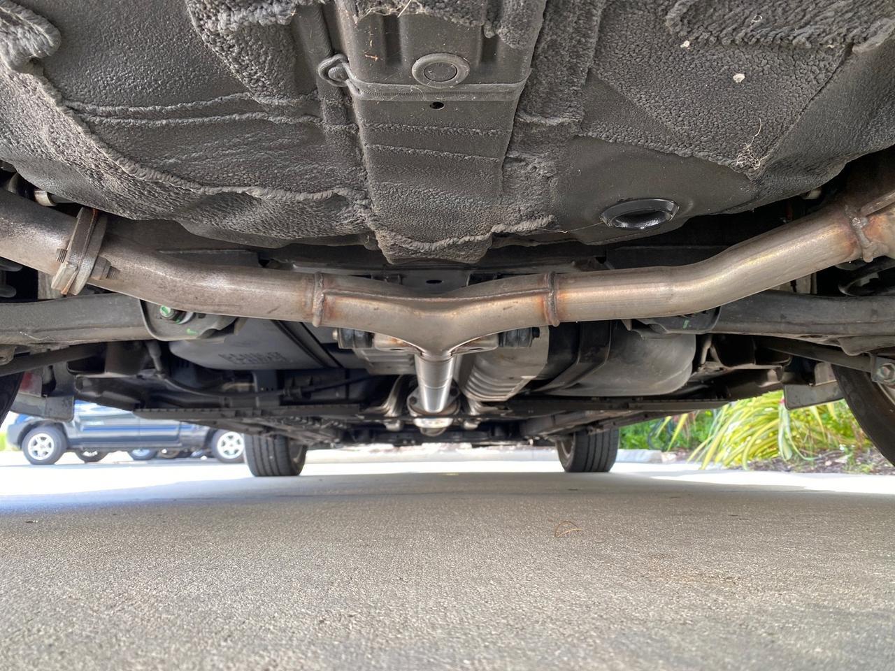 2010 Hyundai Sonata Limited LOW MILES 27,381 1 OWNER Pompano Beach FL