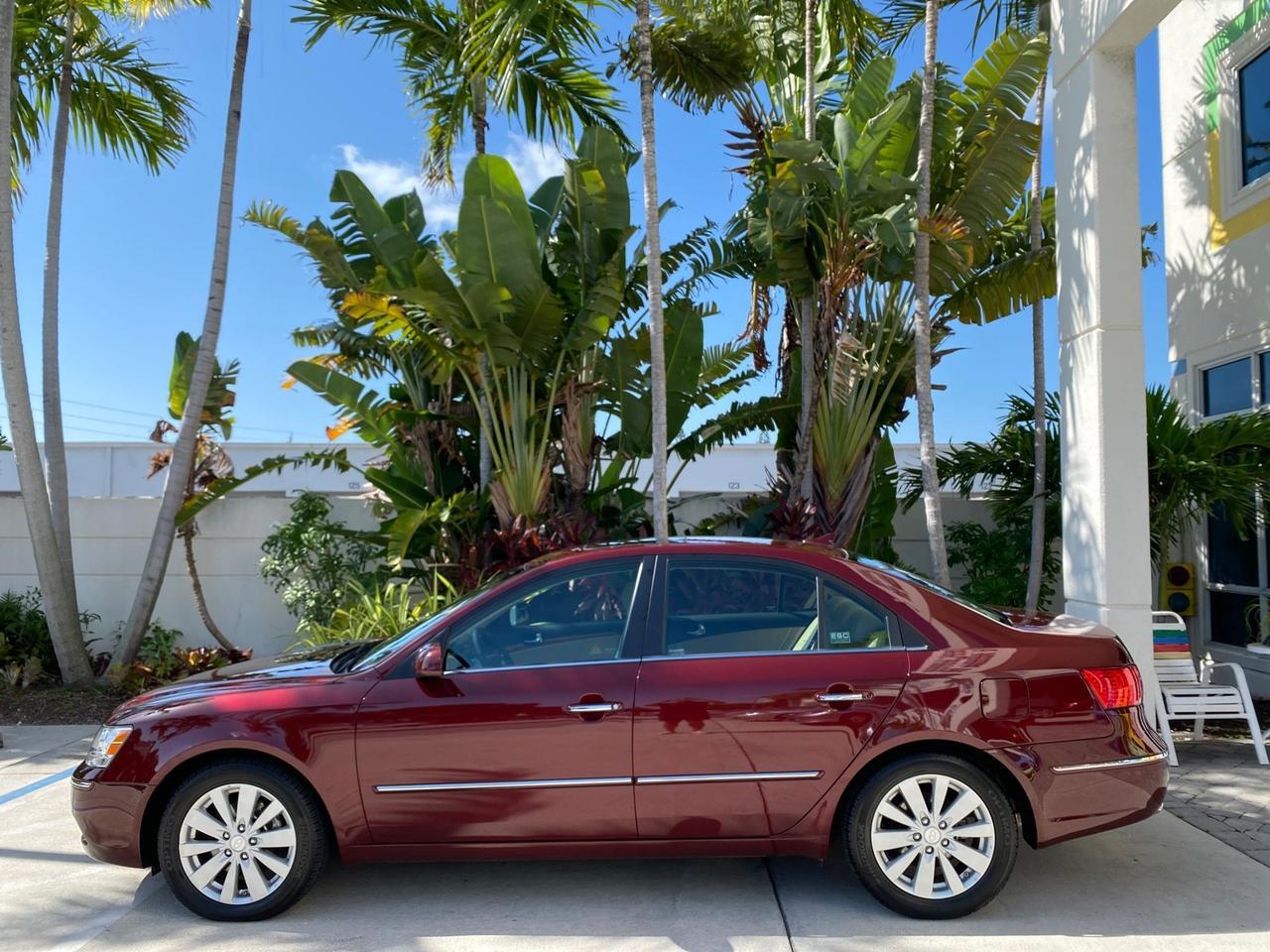 2010 Hyundai Sonata Limited LOW MILES 27,381 1 OWNER Pompano Beach FL