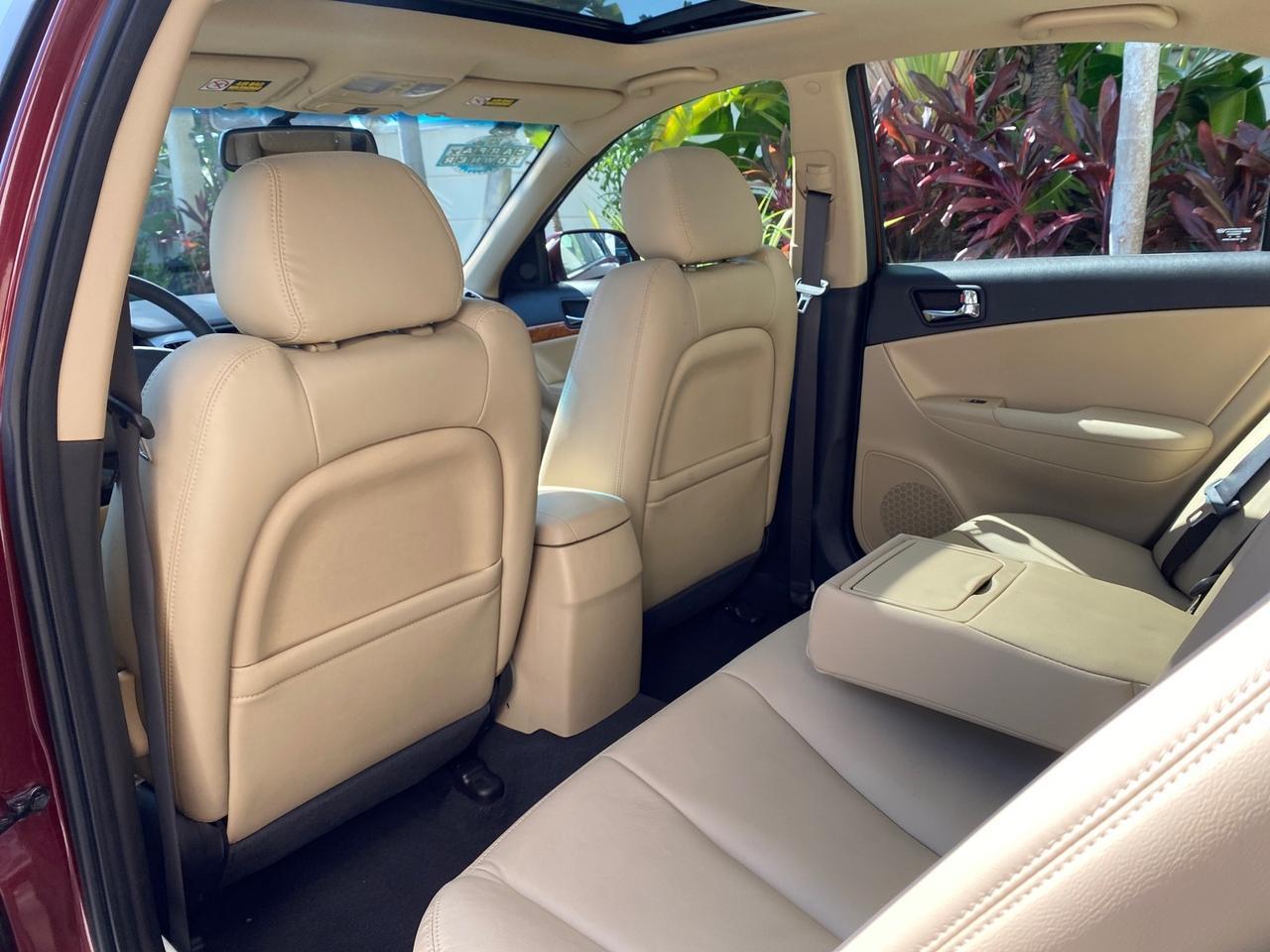 2010 Hyundai Sonata Limited LOW MILES 27,381 1 OWNER Pompano Beach FL