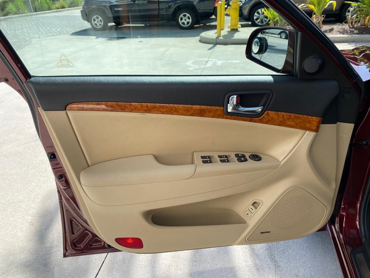 2010 Hyundai Sonata Limited LOW MILES 27,381 1 OWNER Pompano Beach FL