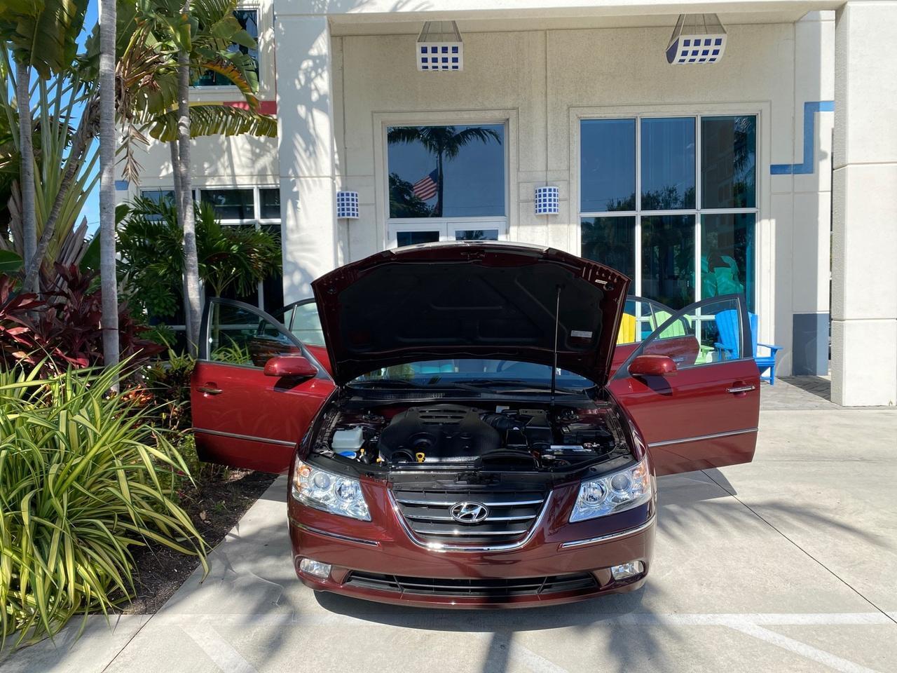 2010 Hyundai Sonata Limited LOW MILES 27,381 1 OWNER Pompano Beach FL