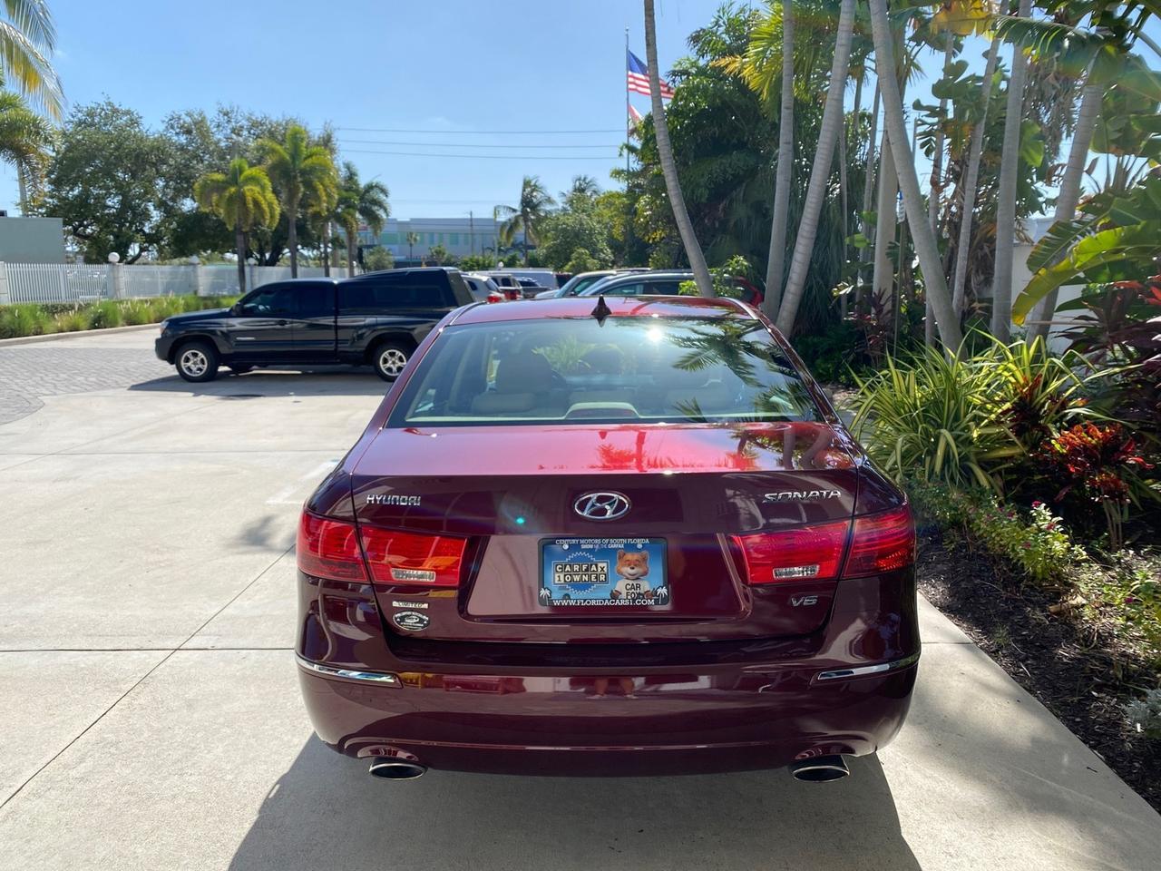 2010 Hyundai Sonata Limited LOW MILES 27,381 1 OWNER Pompano Beach FL