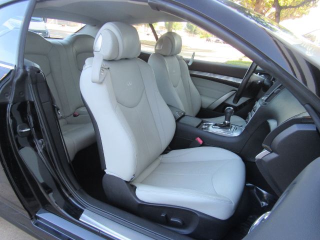 2010 INFINITI G37 Convertible Plano TX