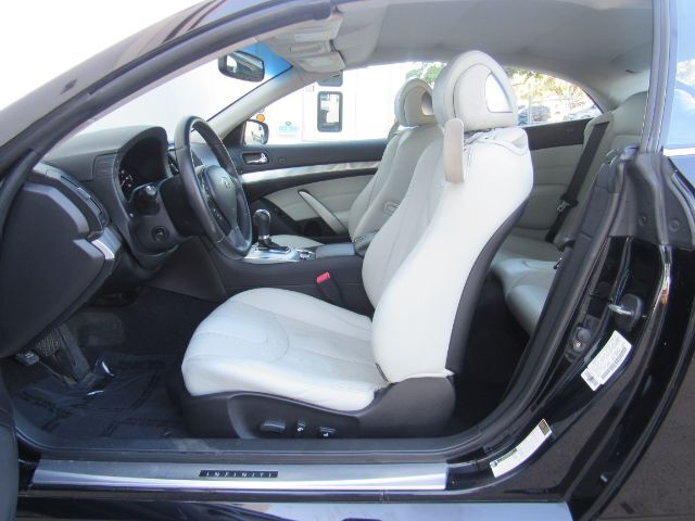 2010 INFINITI G37 Convertible Plano TX