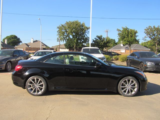 2010 INFINITI G37 Convertible Plano TX