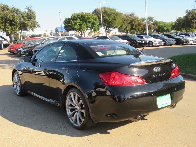 2010 INFINITI G37 Convertible Plano TX