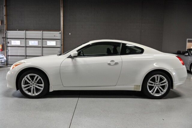 2010 INFINITI G37 x AWD 2dr Coupe