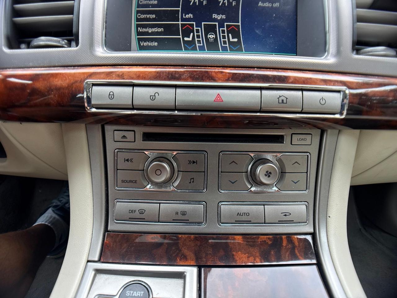 2010 Jaguar XF Premium Chantilly VA