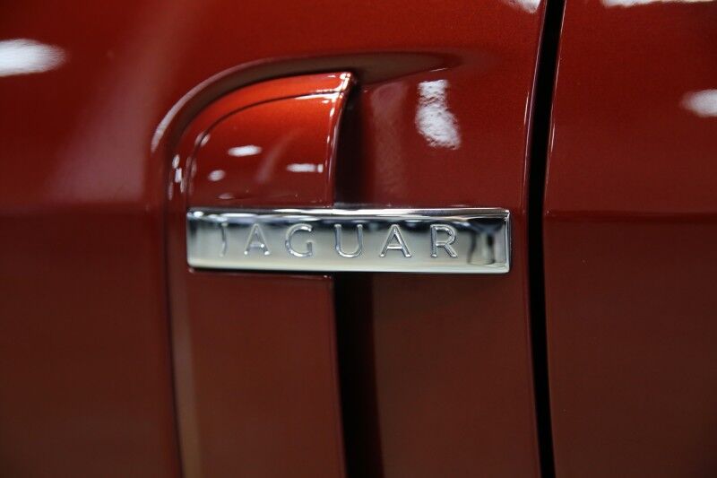 2010 Jaguar XK XKR Portfolio photo 41