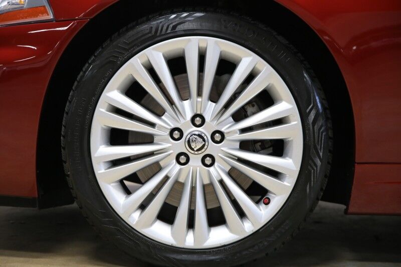 2010 Jaguar XK XKR Portfolio photo 10