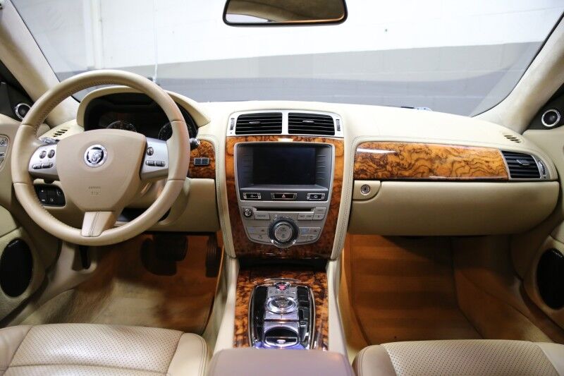 2010 Jaguar XK XKR Portfolio photo 5