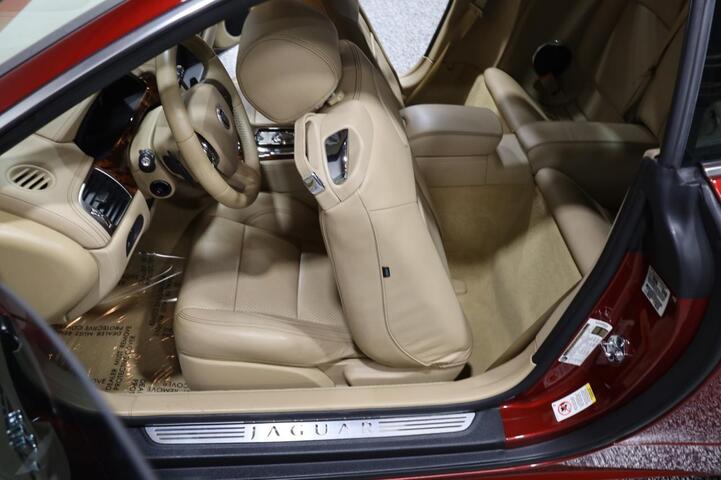 2010 Jaguar XK 2dr Coupe Chicago IL