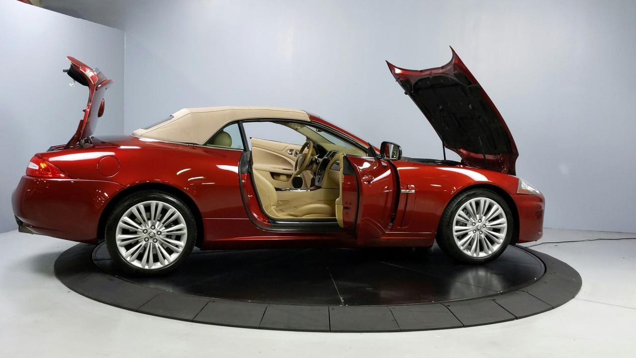 2010 Jaguar XK SPORT CONVERTIBLE St. Charles  IL