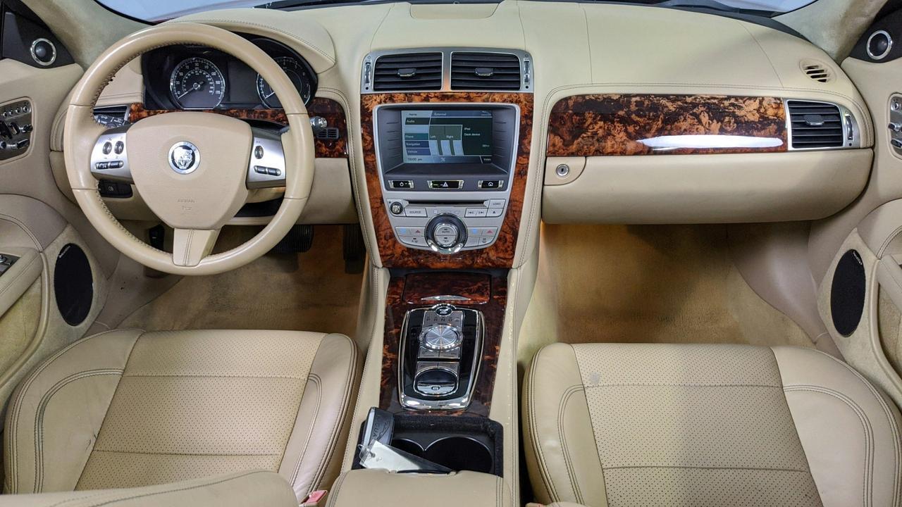 2010 Jaguar XK SPORT CONVERTIBLE St. Charles  IL