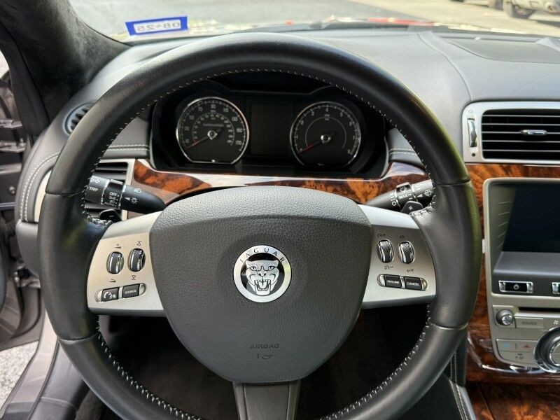 2010 Jaguar XK XKR Willow Grove PA