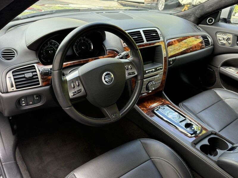 2010 Jaguar XK XKR Willow Grove PA