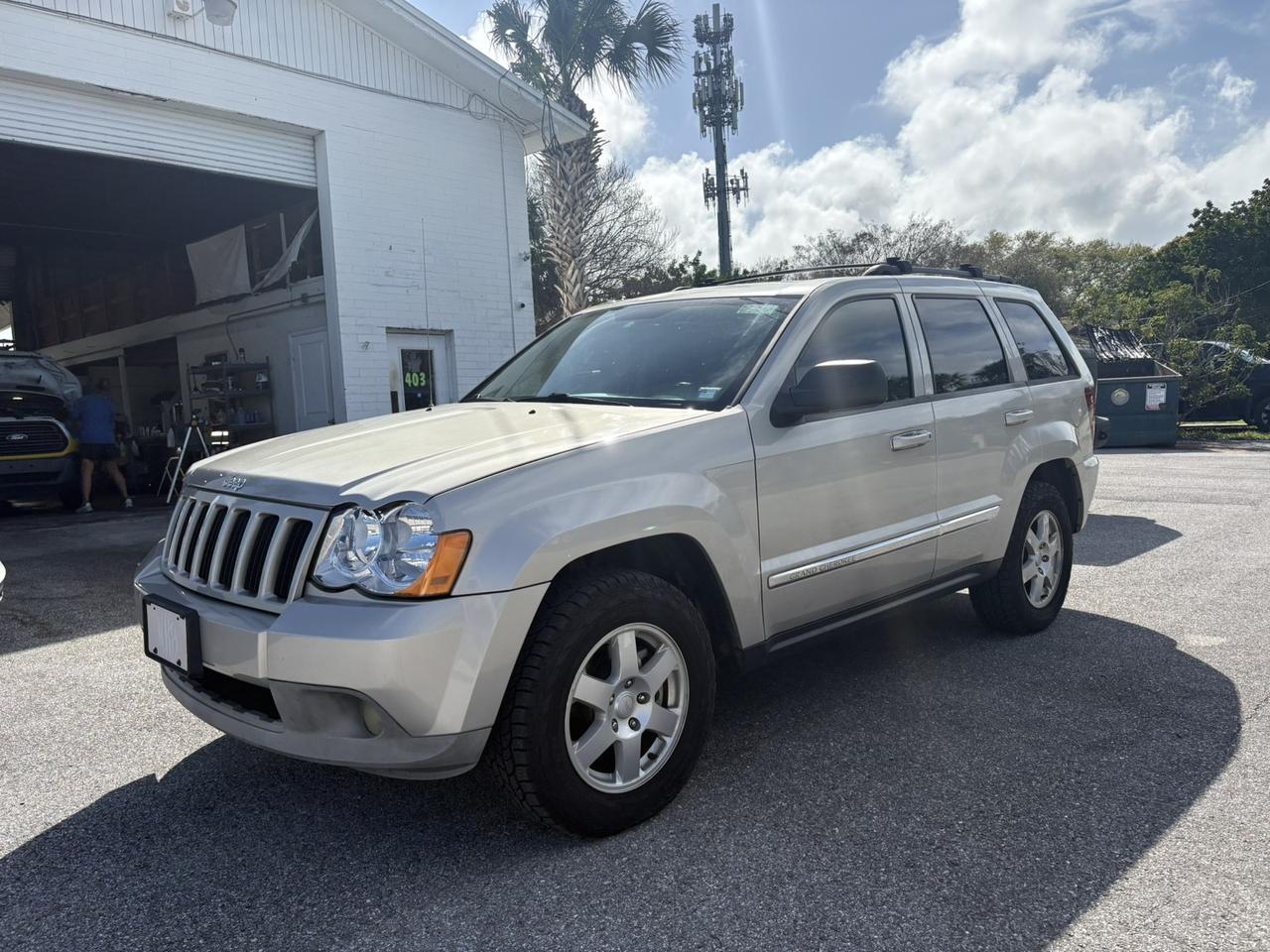 2010 Jeep Grand Cherokee Laredo