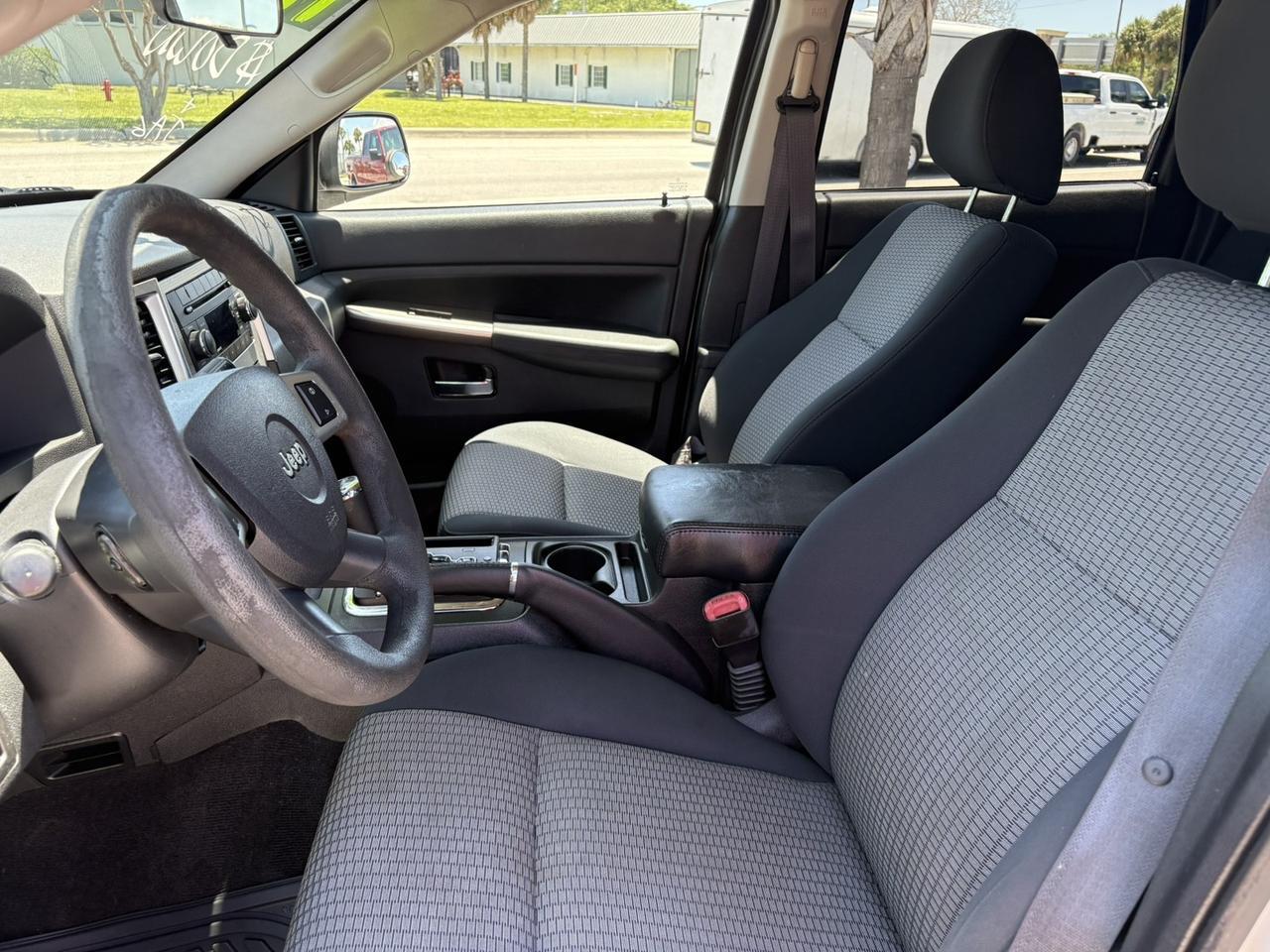 2010 Jeep Grand Cherokee Laredo Fort Pierce FL