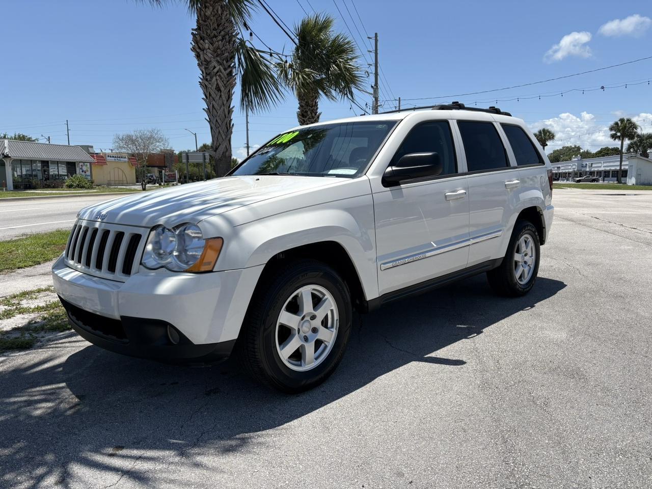 2010 Jeep Grand Cherokee Laredo
