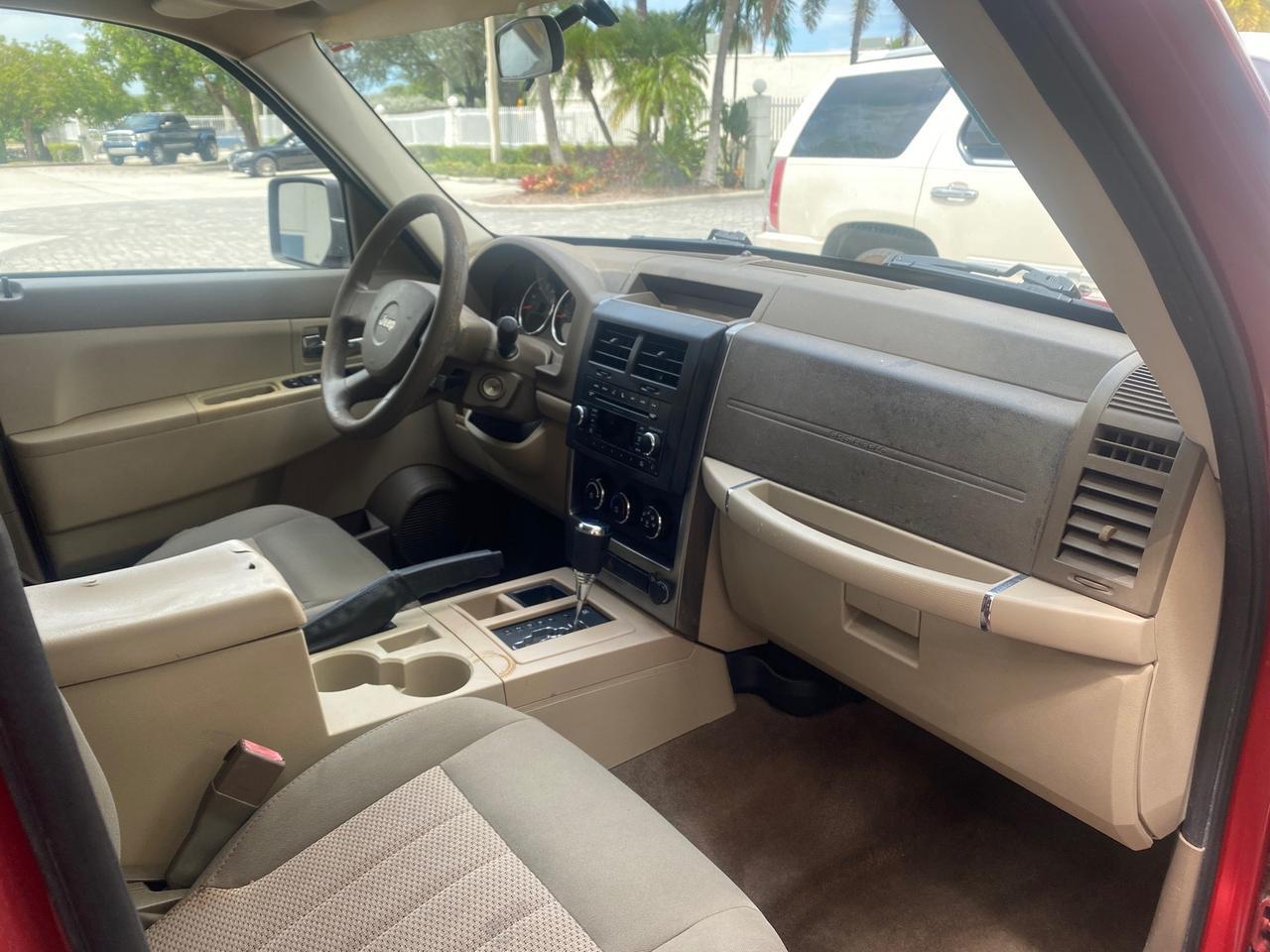 2010 Jeep Liberty Sport 1 OWNER LOW MILES 46,939 Pompano Beach FL