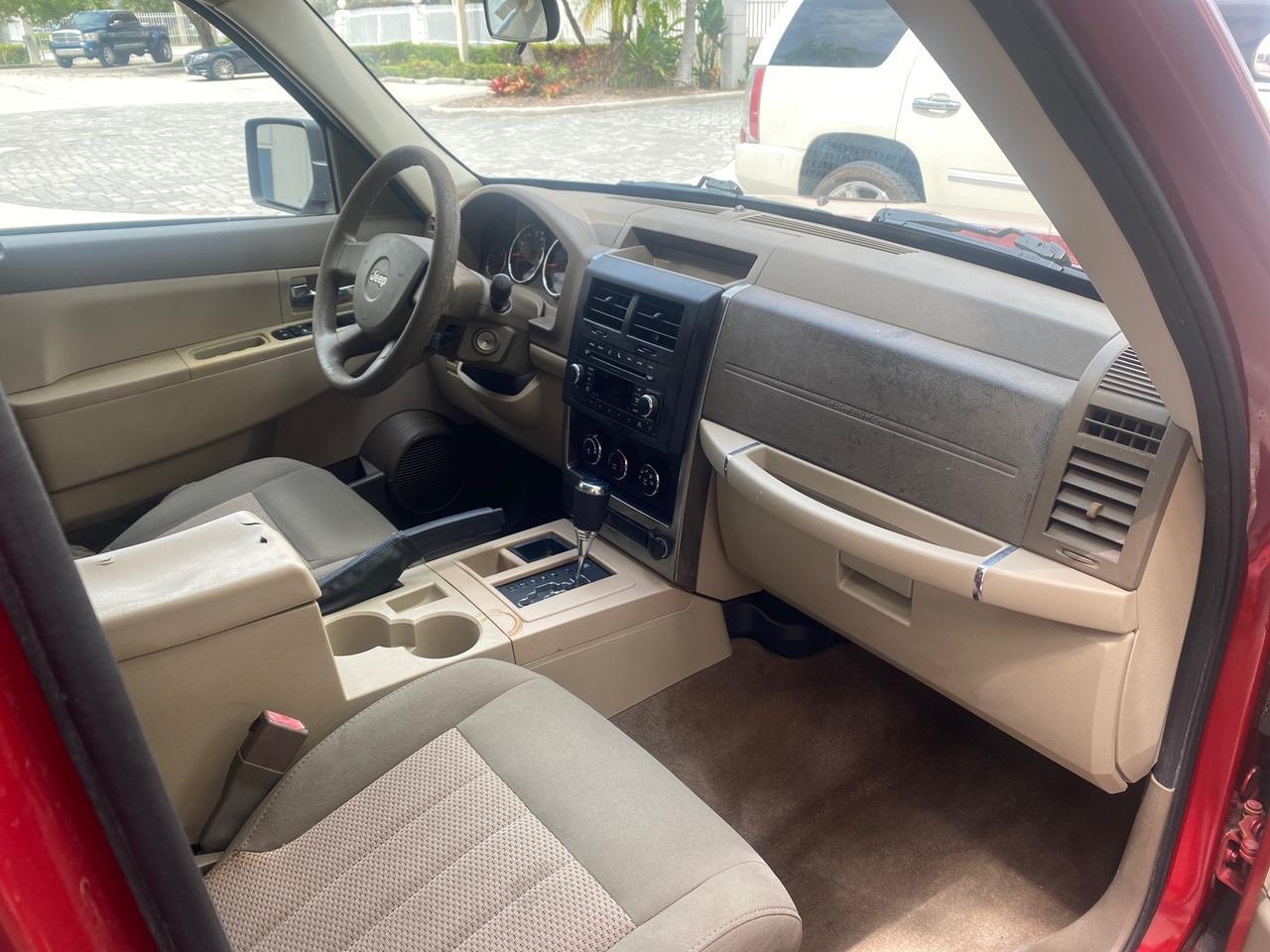 2010 Jeep Liberty Sport 1 OWNER LOW MILES 46,939 Pompano Beach FL