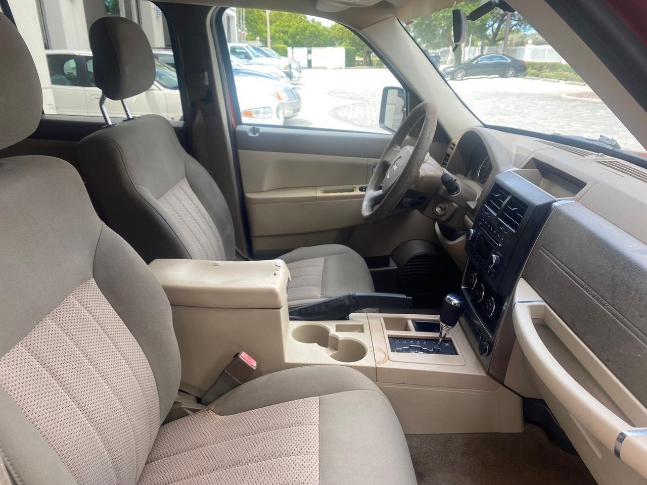 2010 Jeep Liberty Sport 1 OWNER LOW MILES 46,939 Pompano Beach FL