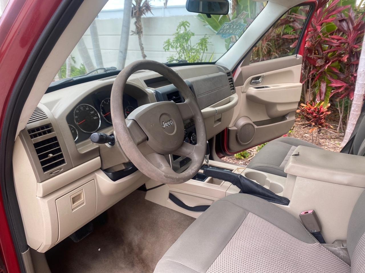 2010 Jeep Liberty Sport 1 OWNER LOW MILES 46,939 Pompano Beach FL