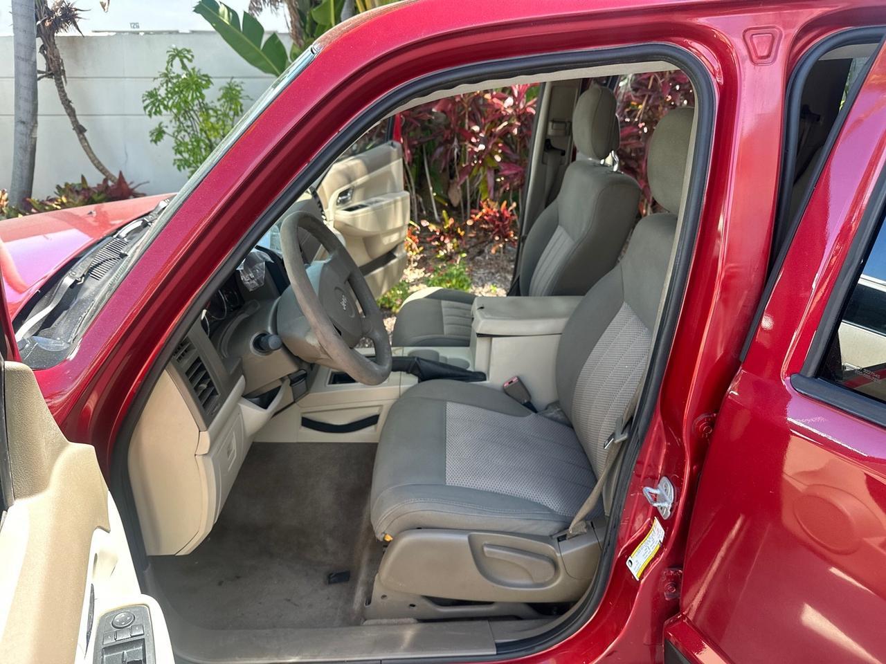 2010 Jeep Liberty Sport 1 OWNER LOW MILES 46,939 Pompano Beach FL