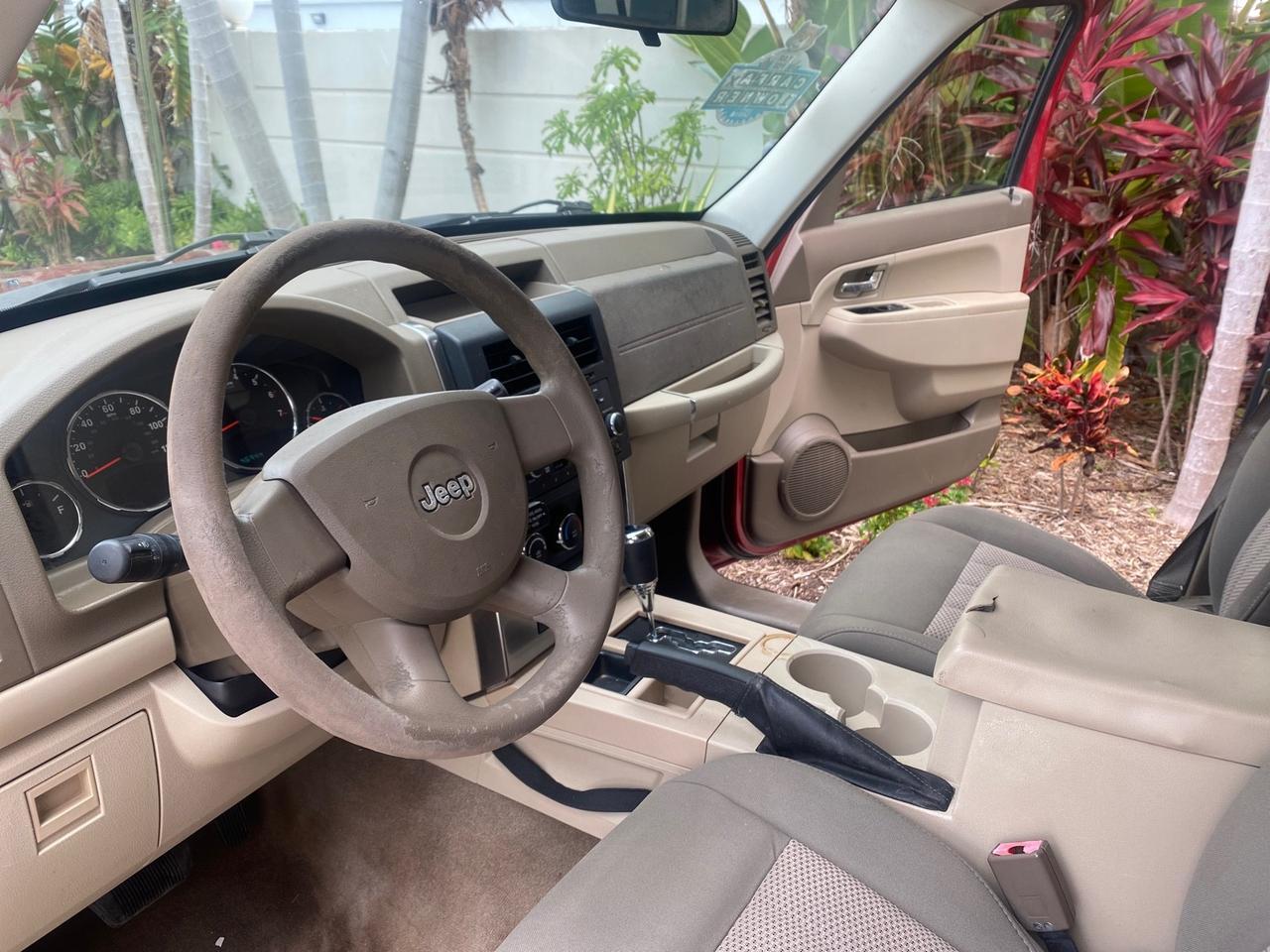 2010 Jeep Liberty Sport 1 OWNER LOW MILES 46,939 Pompano Beach FL