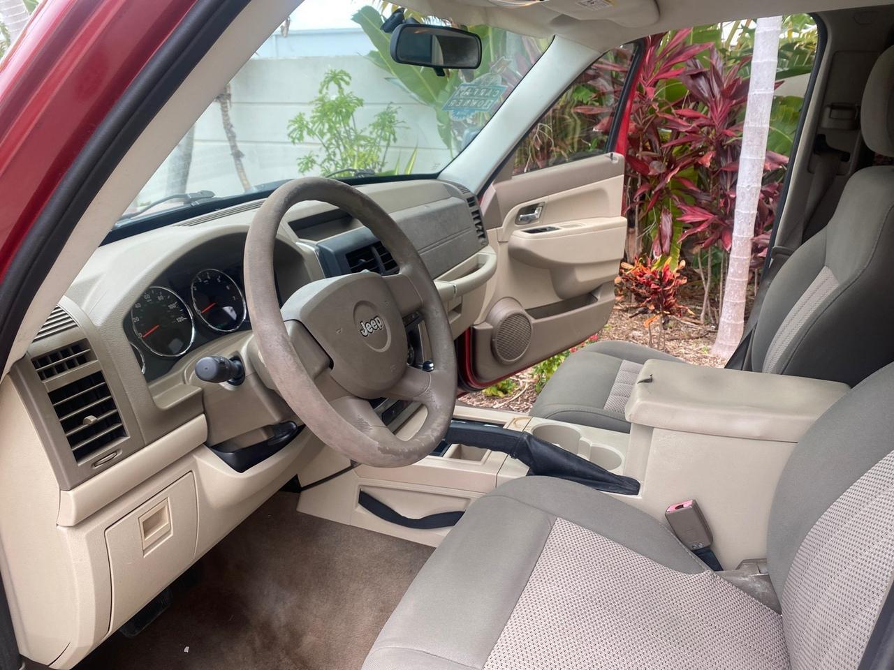 2010 Jeep Liberty Sport 1 OWNER LOW MILES 46,939 Pompano Beach FL