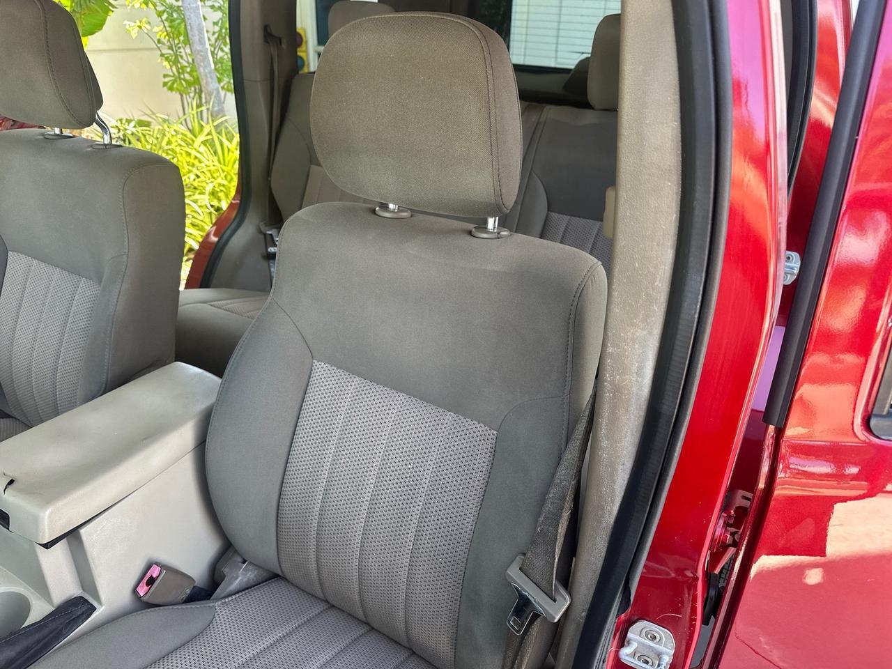 2010 Jeep Liberty Sport 1 OWNER LOW MILES 46,939 Pompano Beach FL