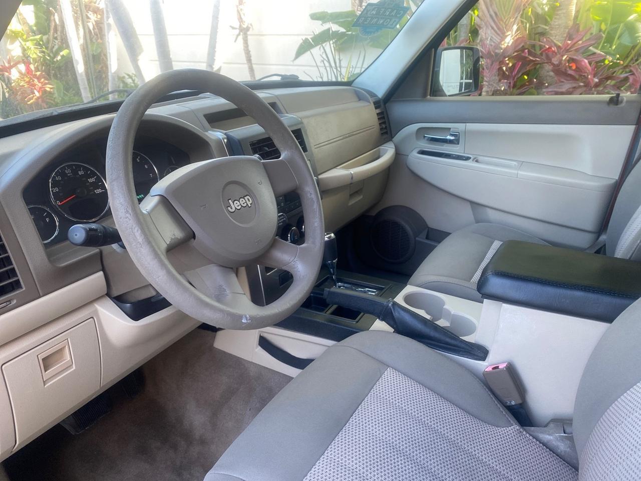 2010 Jeep Liberty Sport 1 OWNER LOW MILES 46,942 Pompano Beach FL