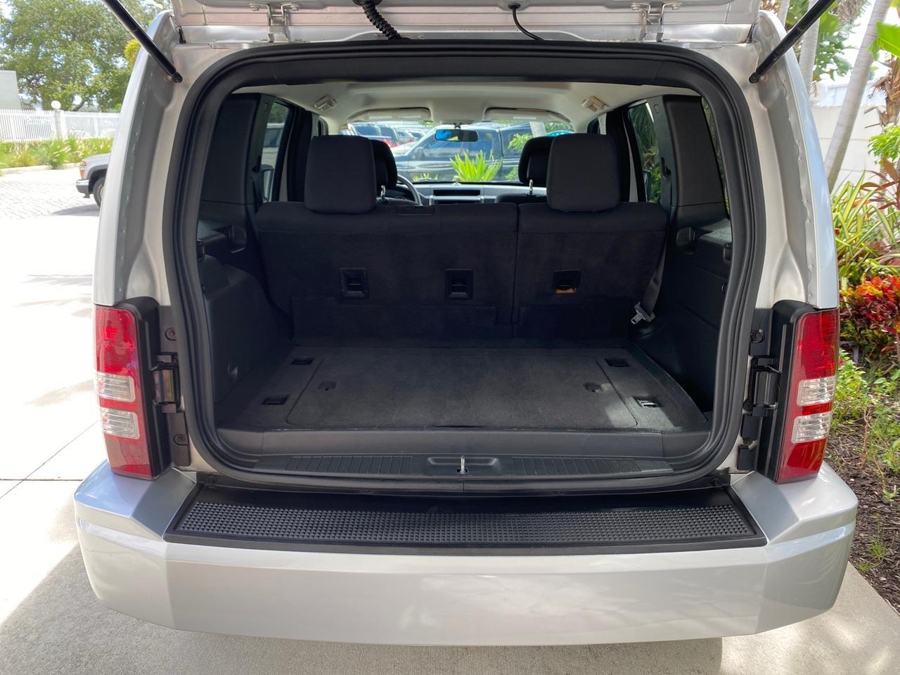 2010 Jeep Liberty Sport 4WD NO ACCIDENTS Pompano Beach FL