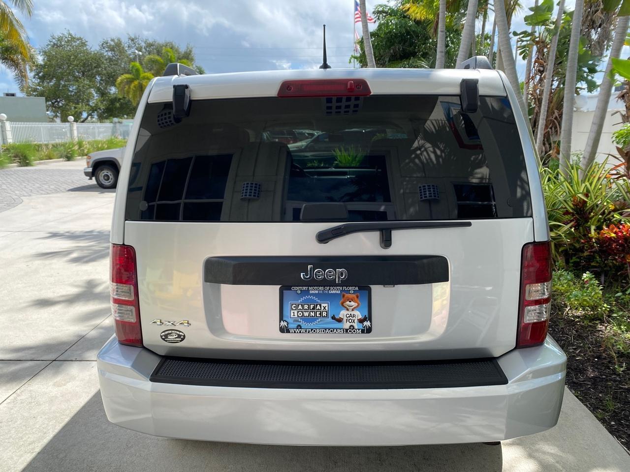 2010 Jeep Liberty Sport 4WD NO ACCIDENTS Pompano Beach FL