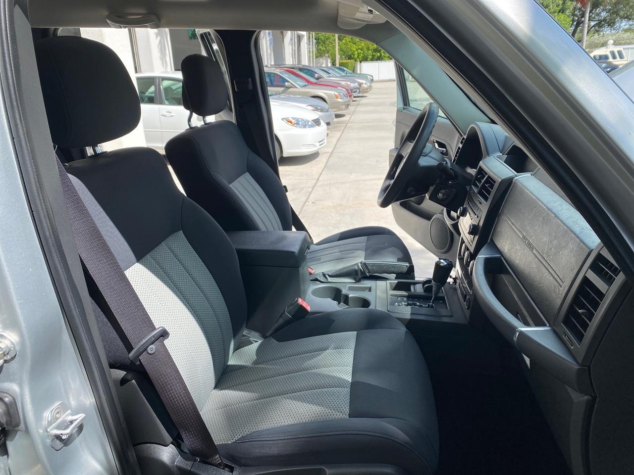 2010 Jeep Liberty Sport 4WD NO ACCIDENTS Pompano Beach FL