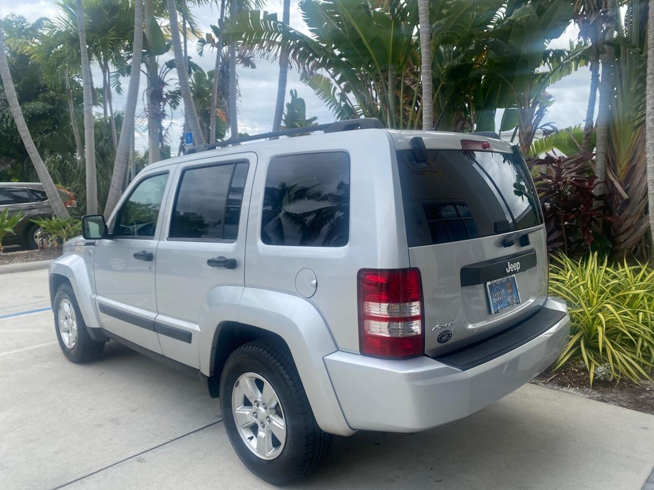2010 Jeep Liberty Sport 4WD NO ACCIDENTS Pompano Beach FL